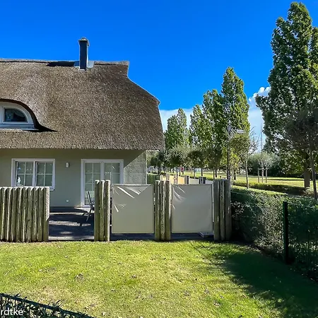 Seemoewe Holiday home Zingst
